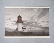 Last inn bildet i Galleri-visningsprogrammet, Lindesnes fyr kledd i sort &amp; hvitt.    Str: 50x70